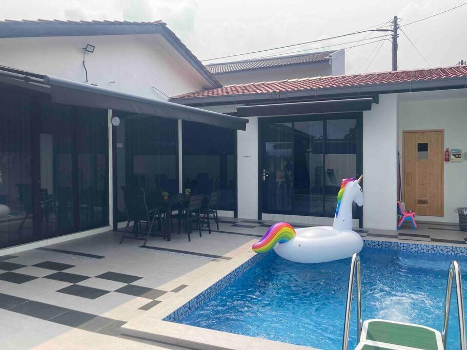 Abbie'S Private Pool Villa Bukit Mertajam Penang Zewnętrze zdjęcie