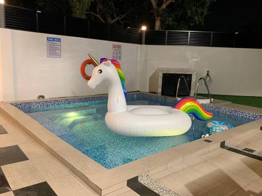 Abbie'S Private Pool Villa Bukit Mertajam Penang Zewnętrze zdjęcie