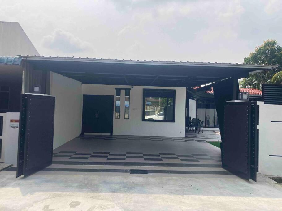 Abbie'S Private Pool Villa Bukit Mertajam Penang Zewnętrze zdjęcie